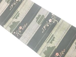 アンティーク　横段に枝花模様織り出し袋帯（着用可）